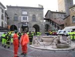 Volontari in Piazza Vecchia